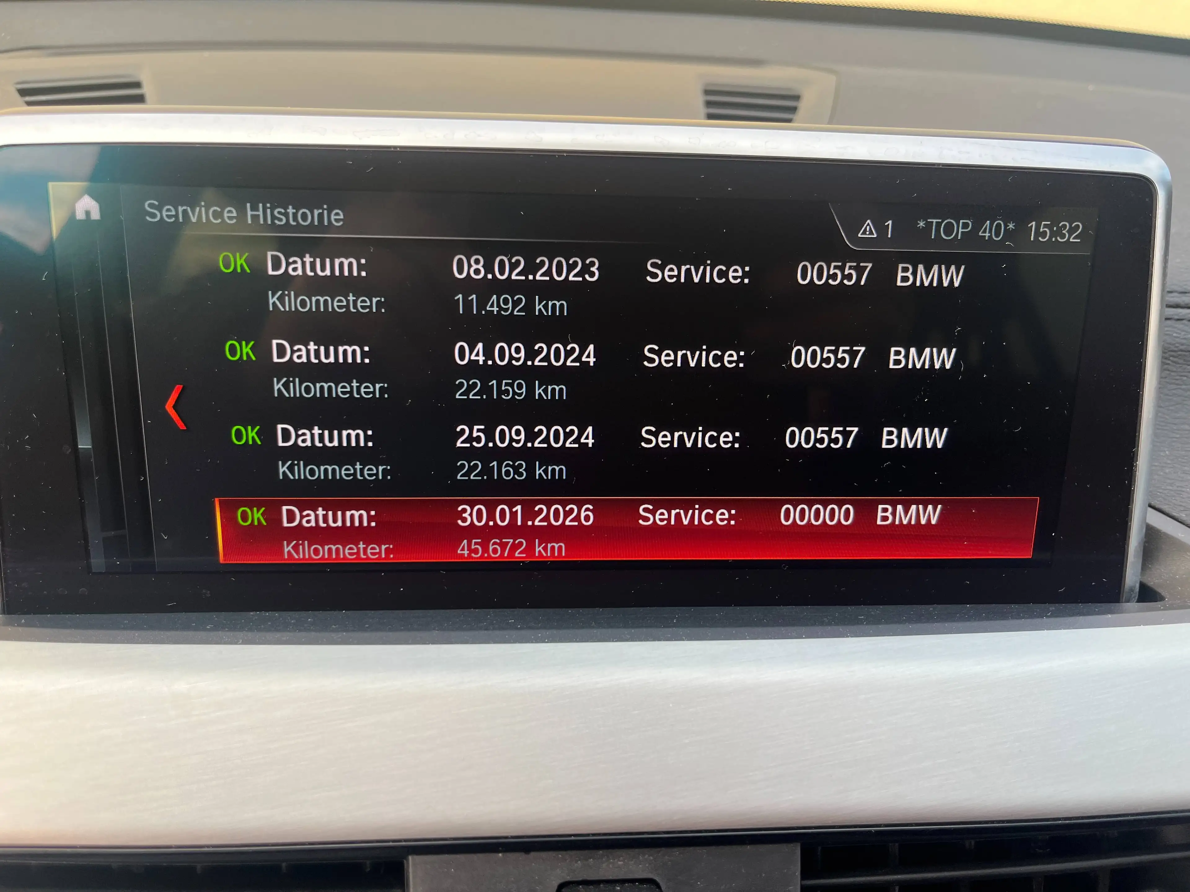BMW X1 xDrive 18 d M Sport — photo 26
