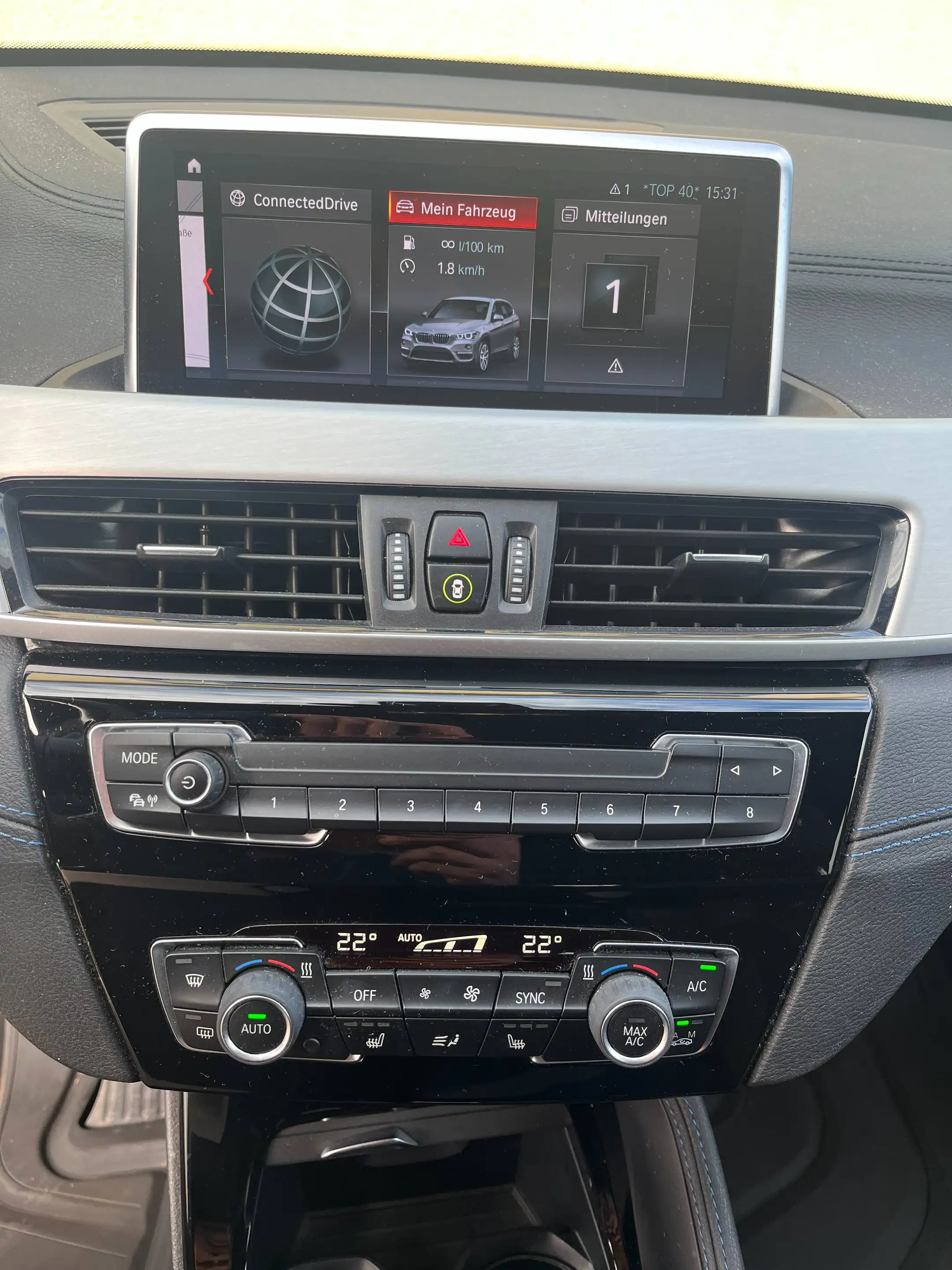 BMW X1 xDrive 18 d M Sport — photo 14