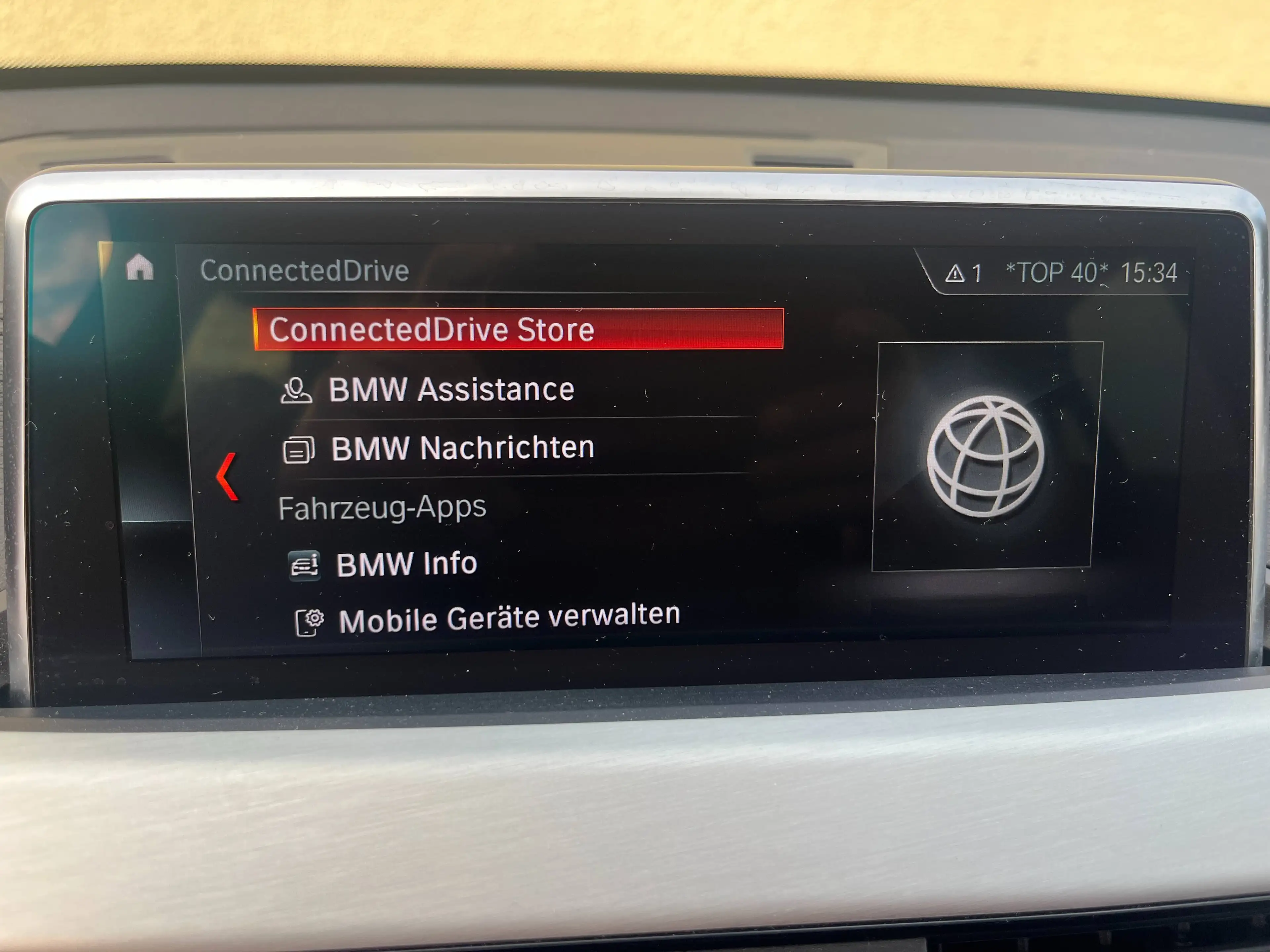 BMW X1 xDrive 18 d M Sport — photo 25