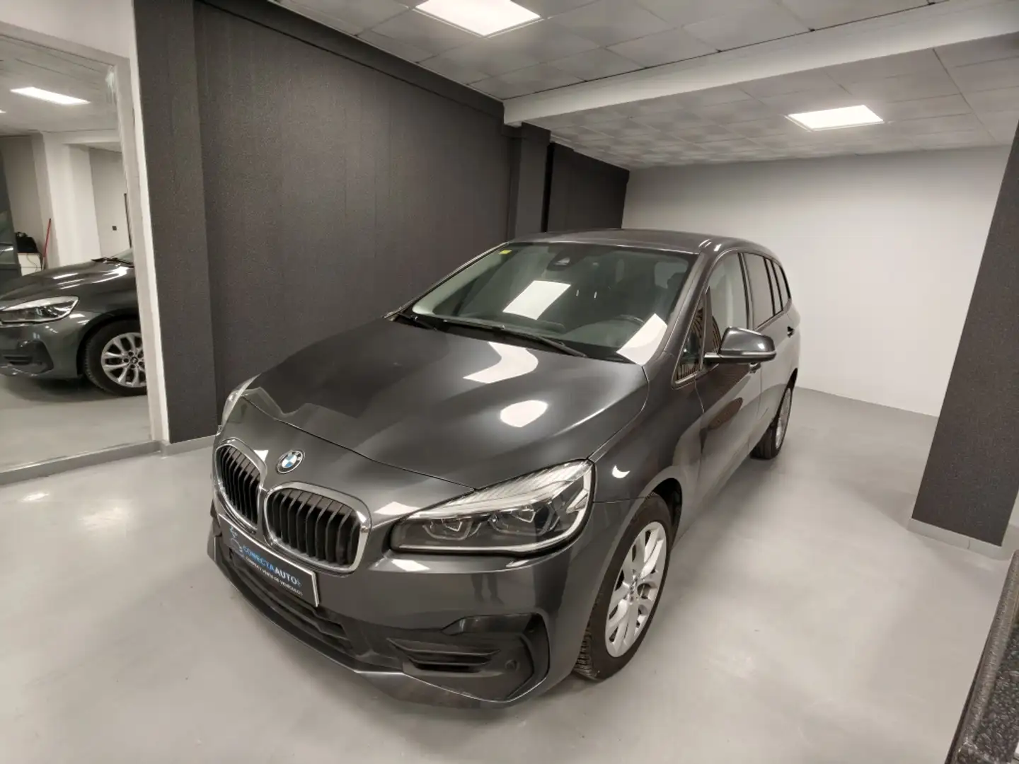 BMW 218 218i Gran Tourer Gris - 1