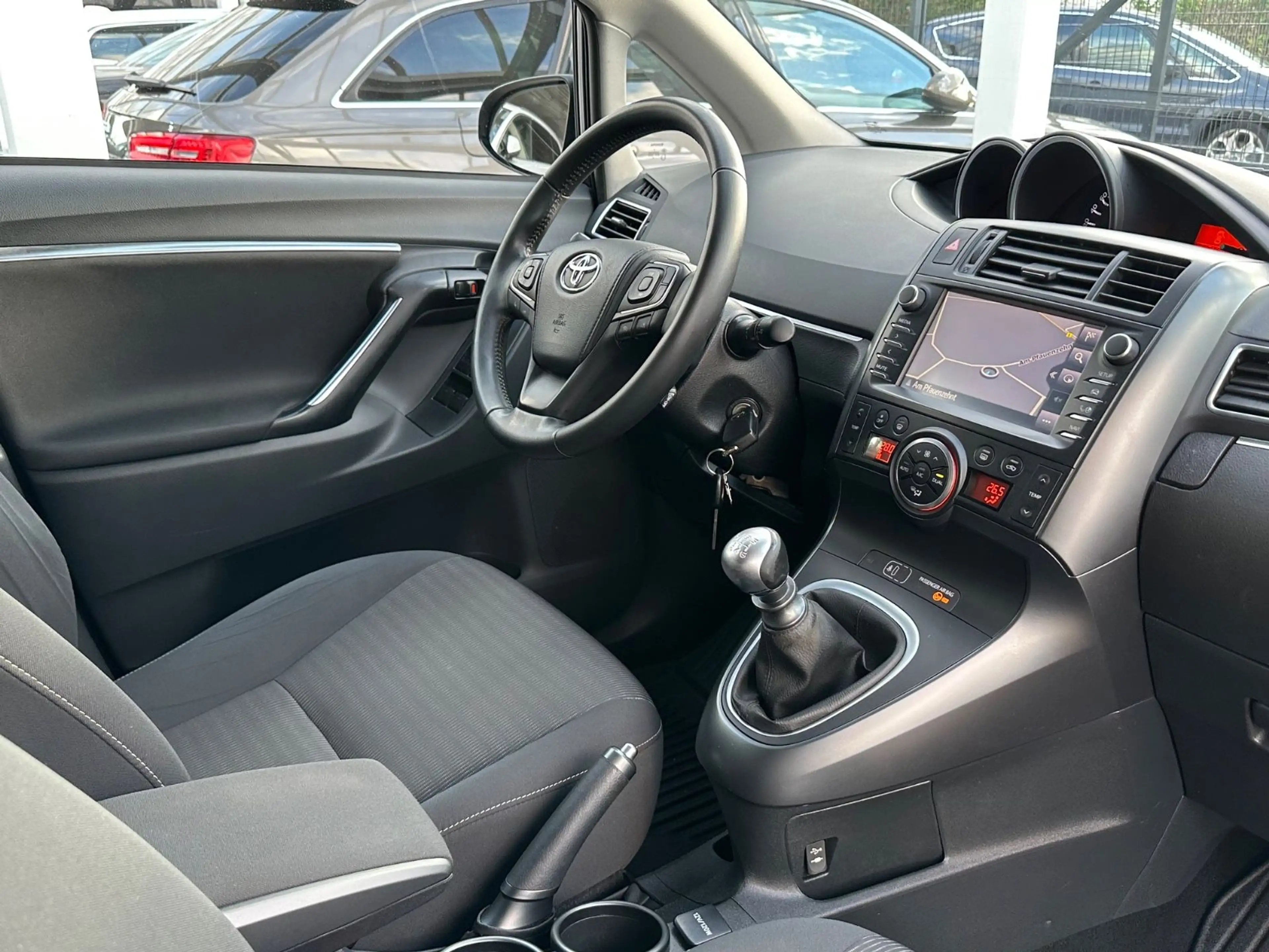 Toyota Verso 1.8 Edition-S*Navi*KlimaT*Alu*1Hand*Funk*T — photo 6
