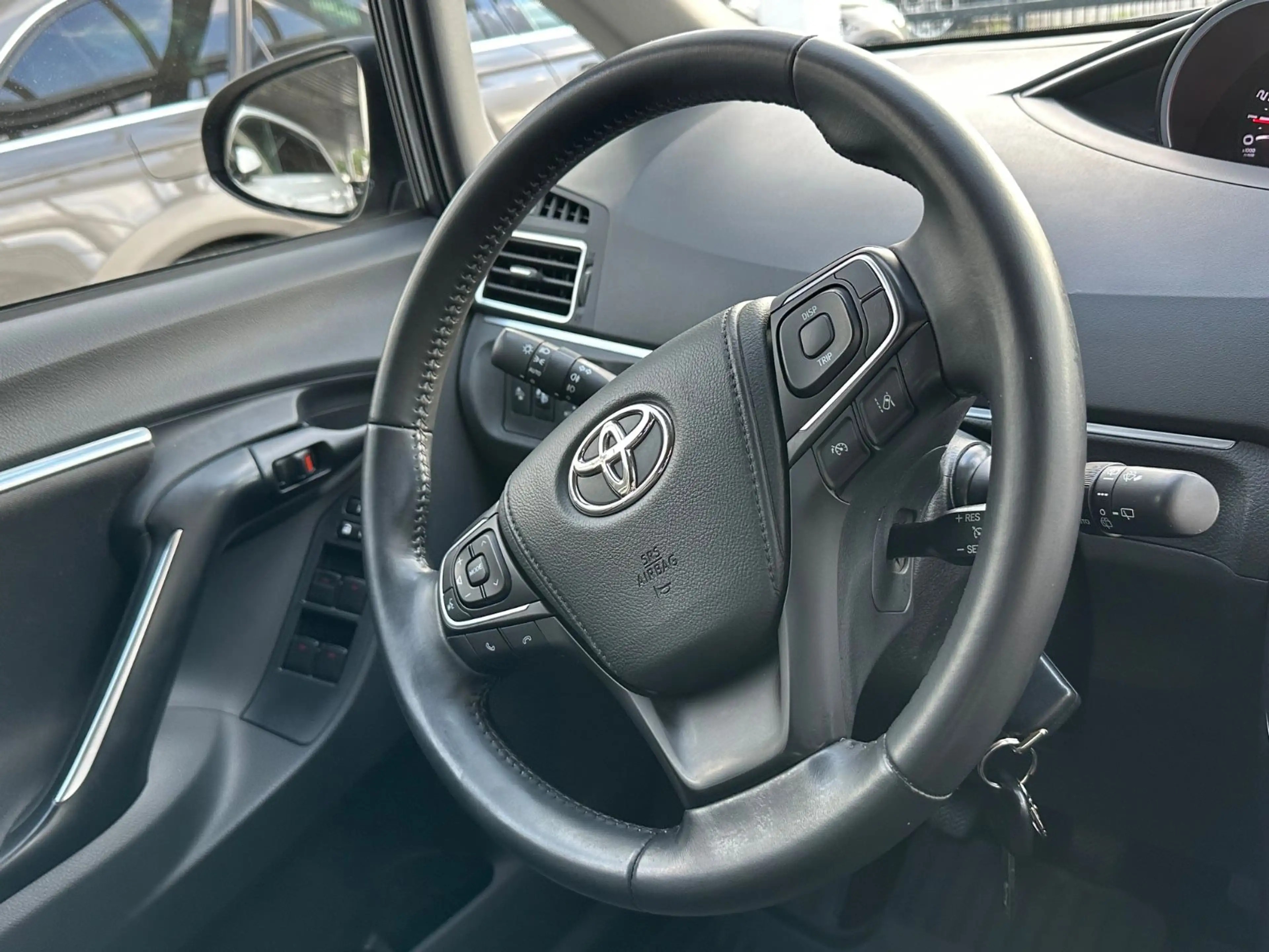 Toyota Verso 1.8 Edition-S*Navi*KlimaT*Alu*1Hand*Funk*T — photo 7
