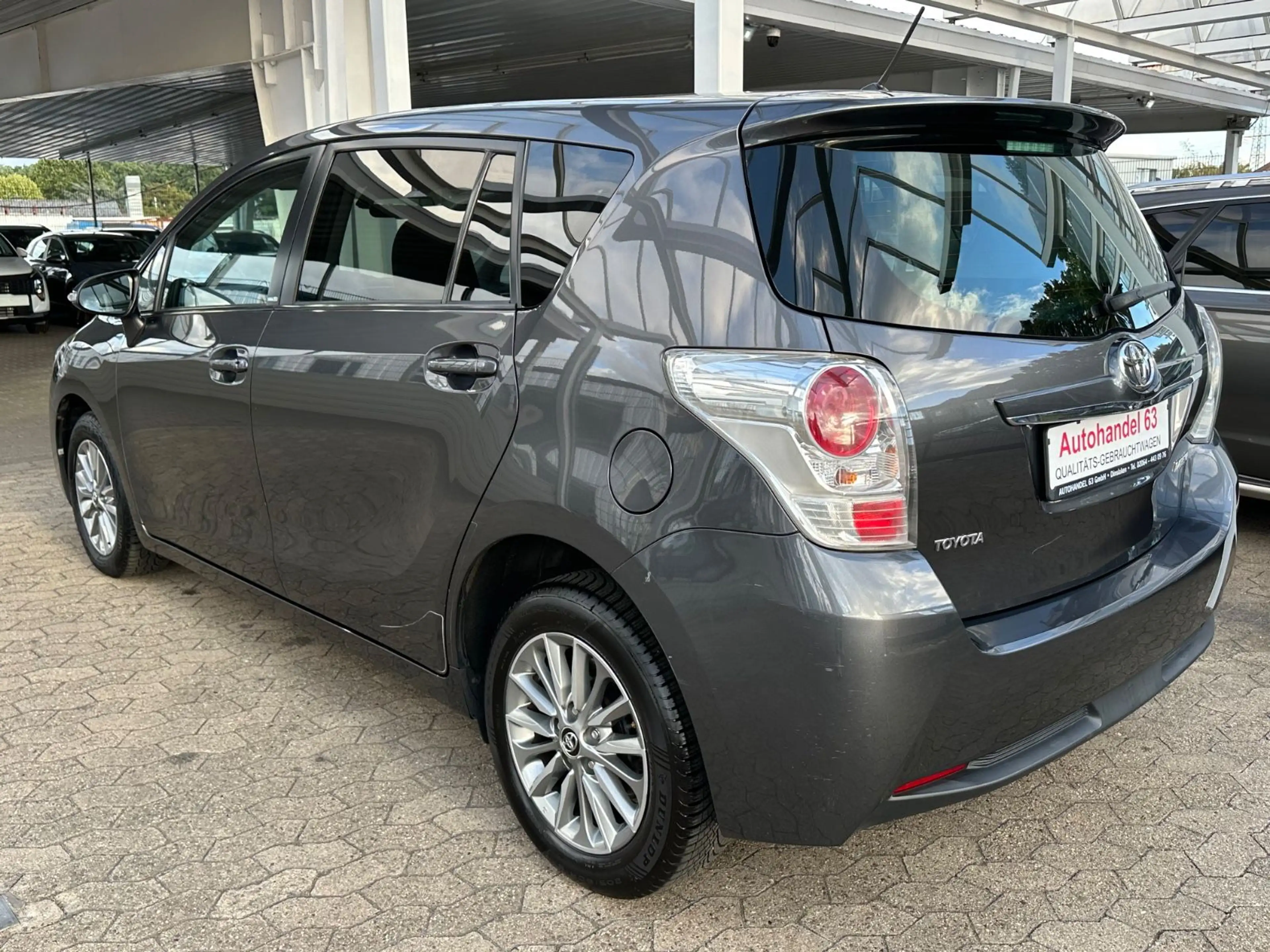 Toyota Verso 1.8 Edition-S*Navi*KlimaT*Alu*1Hand*Funk*T — photo 12