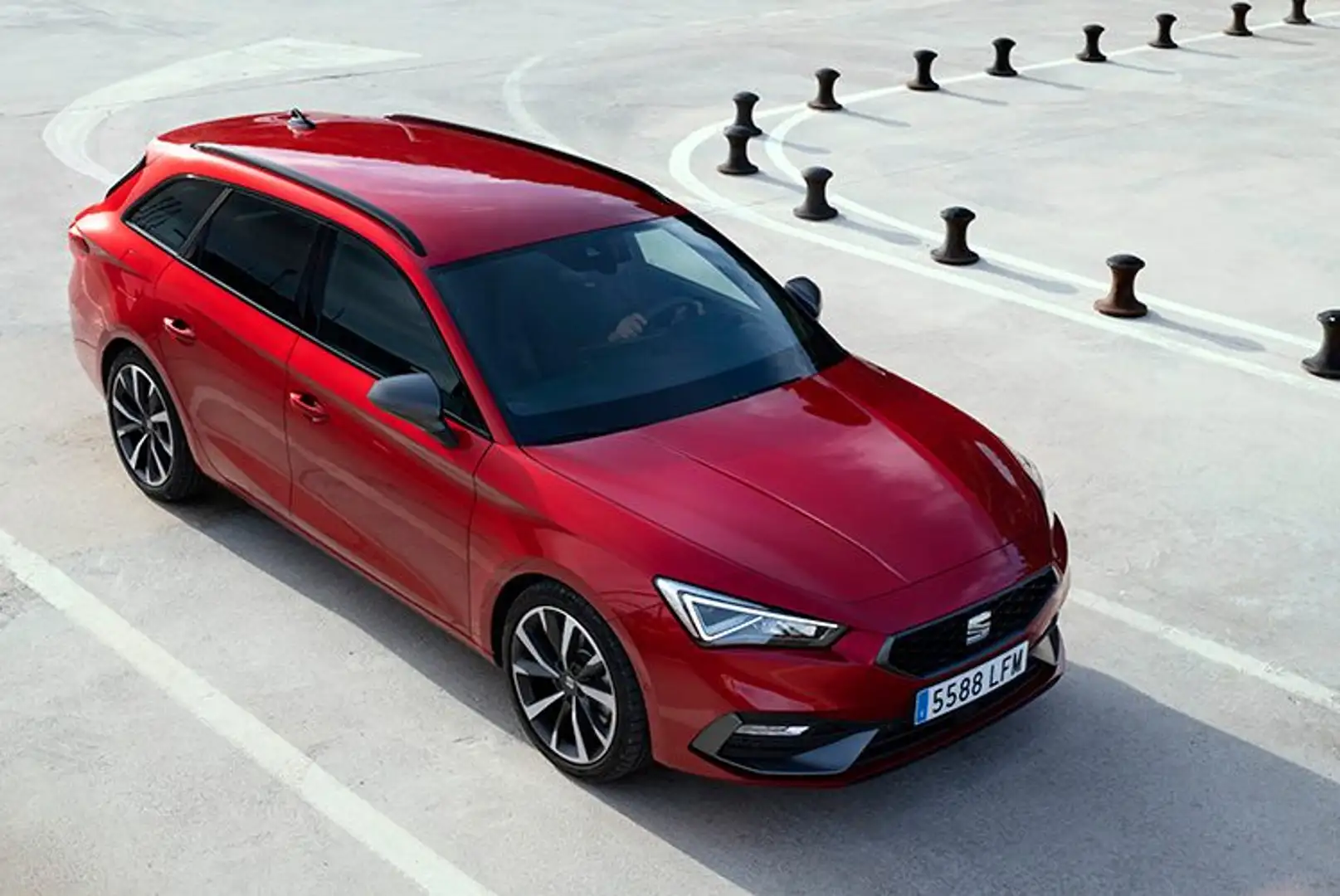 SEAT Leon Sportstourer Road Edition 1.5 TSI 85KW (116 PS) 6- Blau - 2