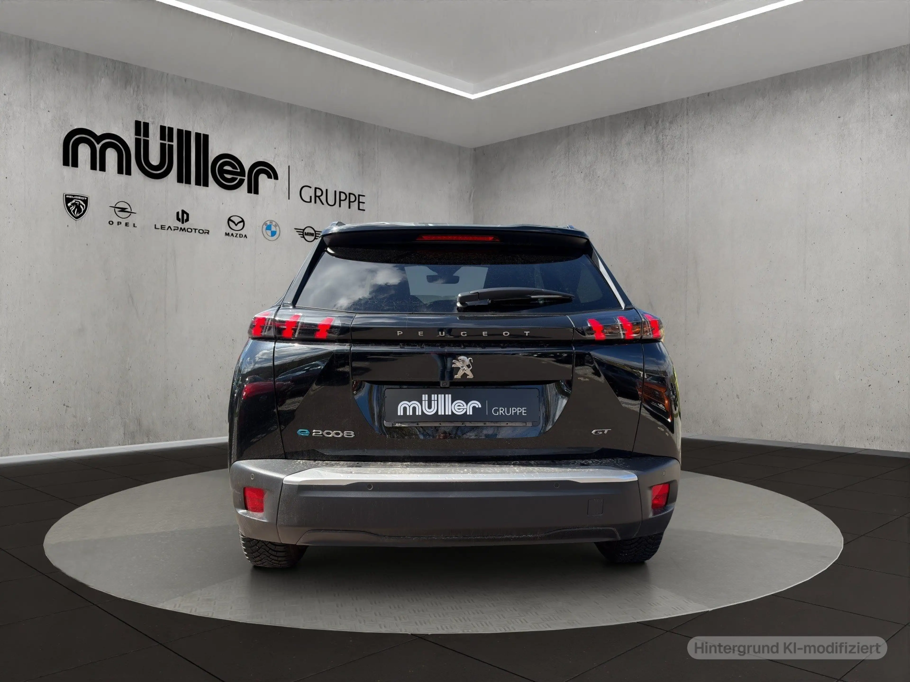 Peugeot e-2008 GT — photo 4