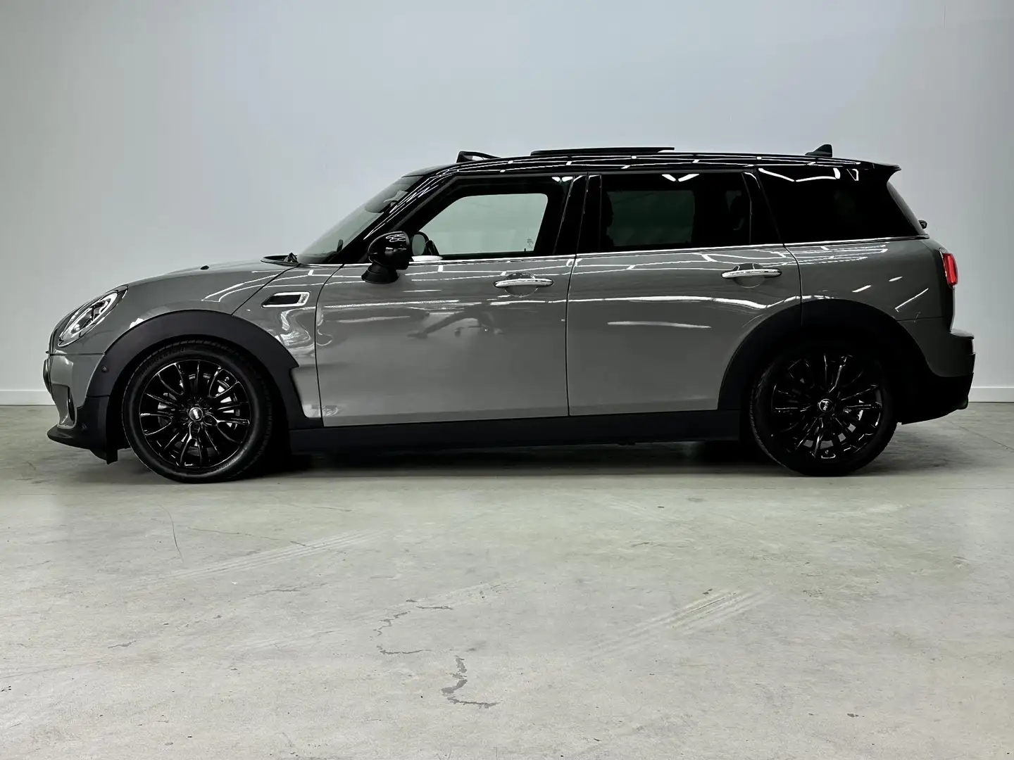 MINI Cooper Clubman Mini / Full opt / Pano / Navi / Leer / Harman Gris - 2