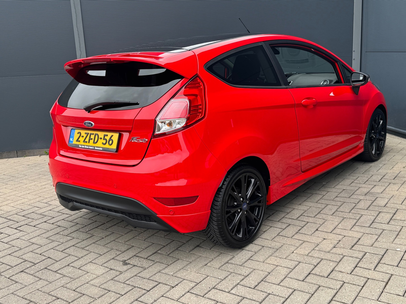 Ford Fiesta 1.0 EcoBoost Red/Black Edition — photo 4