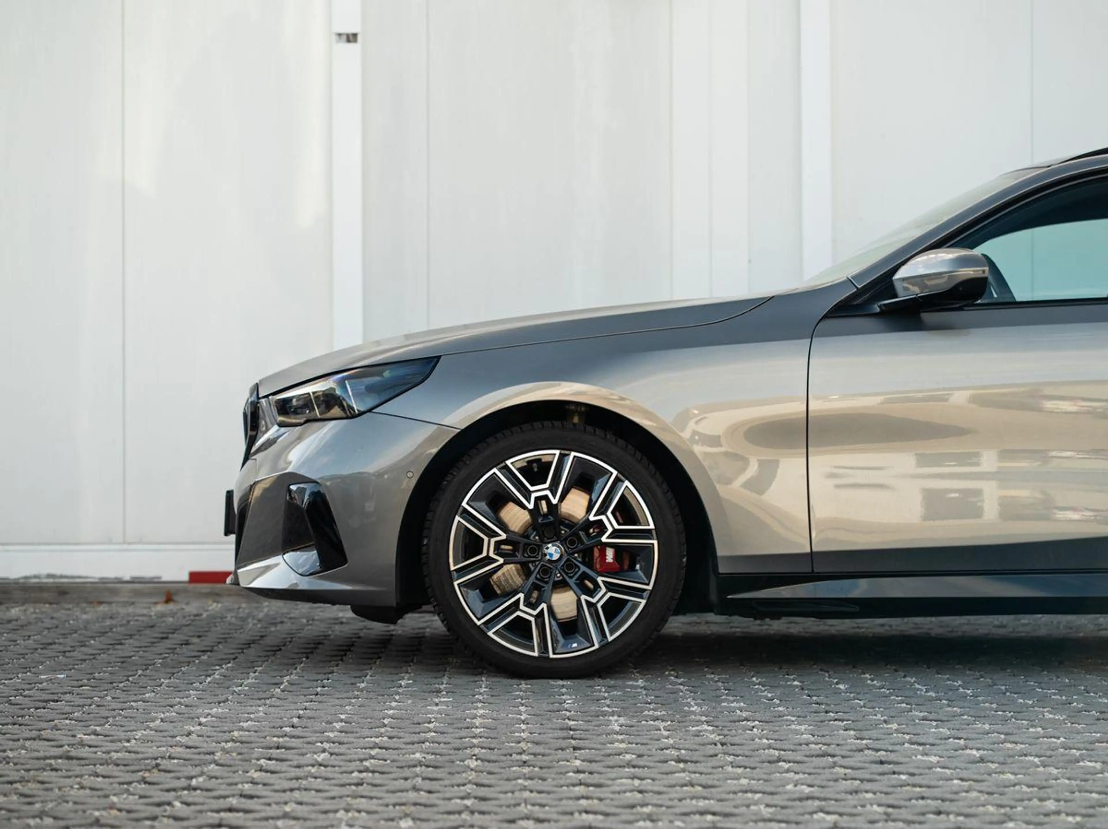 BMW 540 d xDrive Tour M-SportPRO StdHz MSitz PANO ACC — photo 9