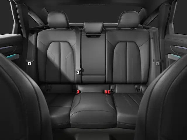 Audi A6 view 11