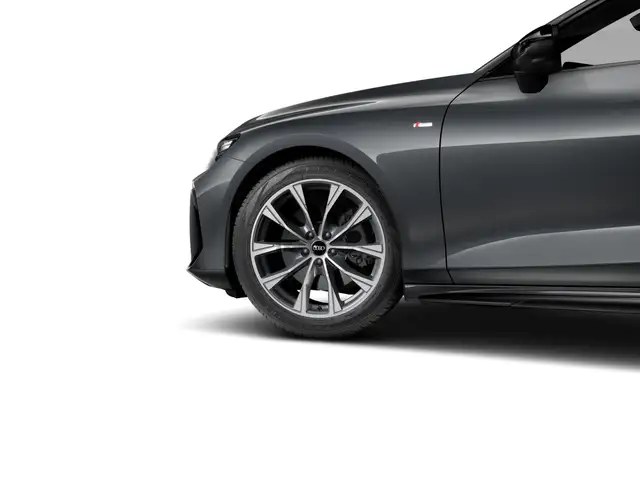 Audi A6 view 4