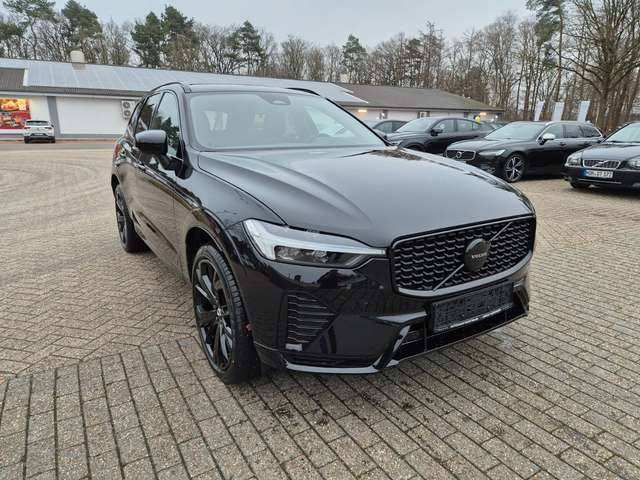 Imagine Volvo XC60 B5 Plus Black Edition AWD
