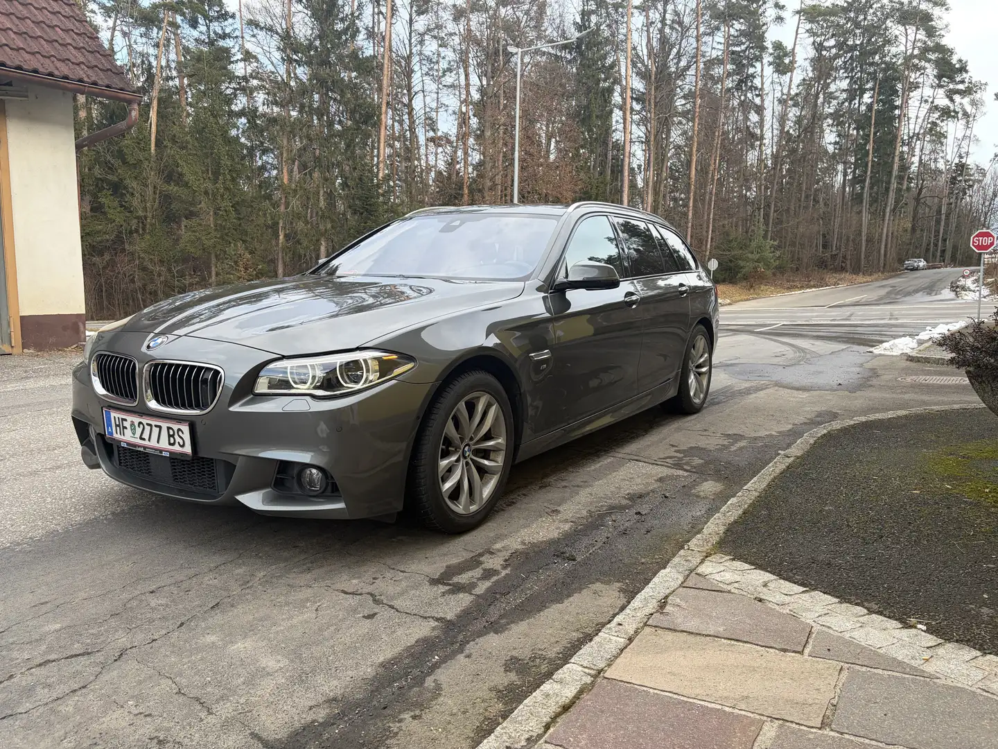 BMW 535 535d xDrive Touring Aut. Grau - 1