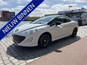 CC 1.6 THP Feline navigatie airco/ecc keurige auto
