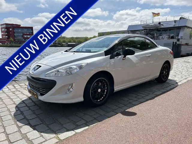 Peugeot 308 CC 1.6 THP Feline navigatie airco/ecc keurige auto