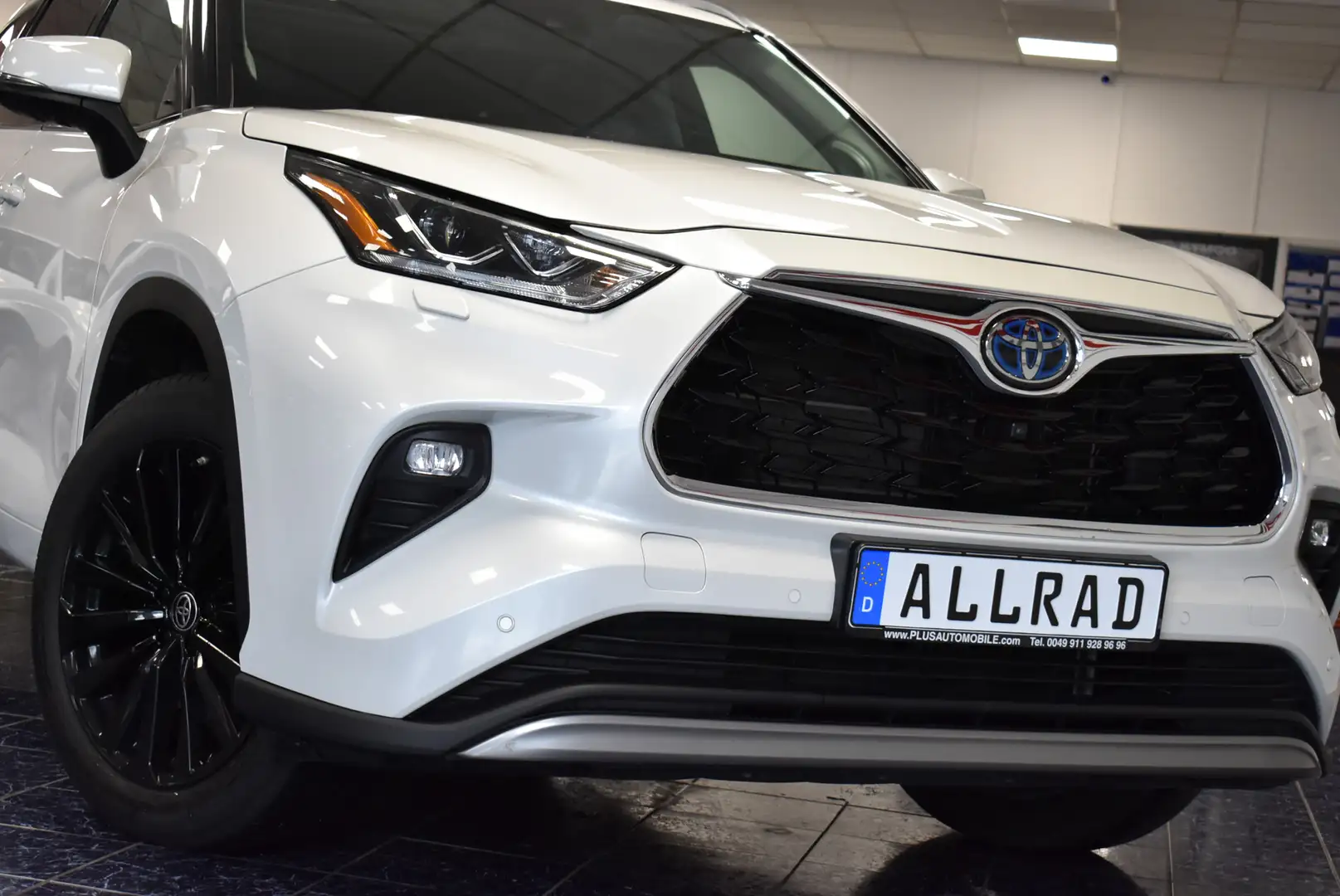 Toyota Highlander 2,5 Hybrid Luxury 7-Sitze Navi Panora Alb - 1