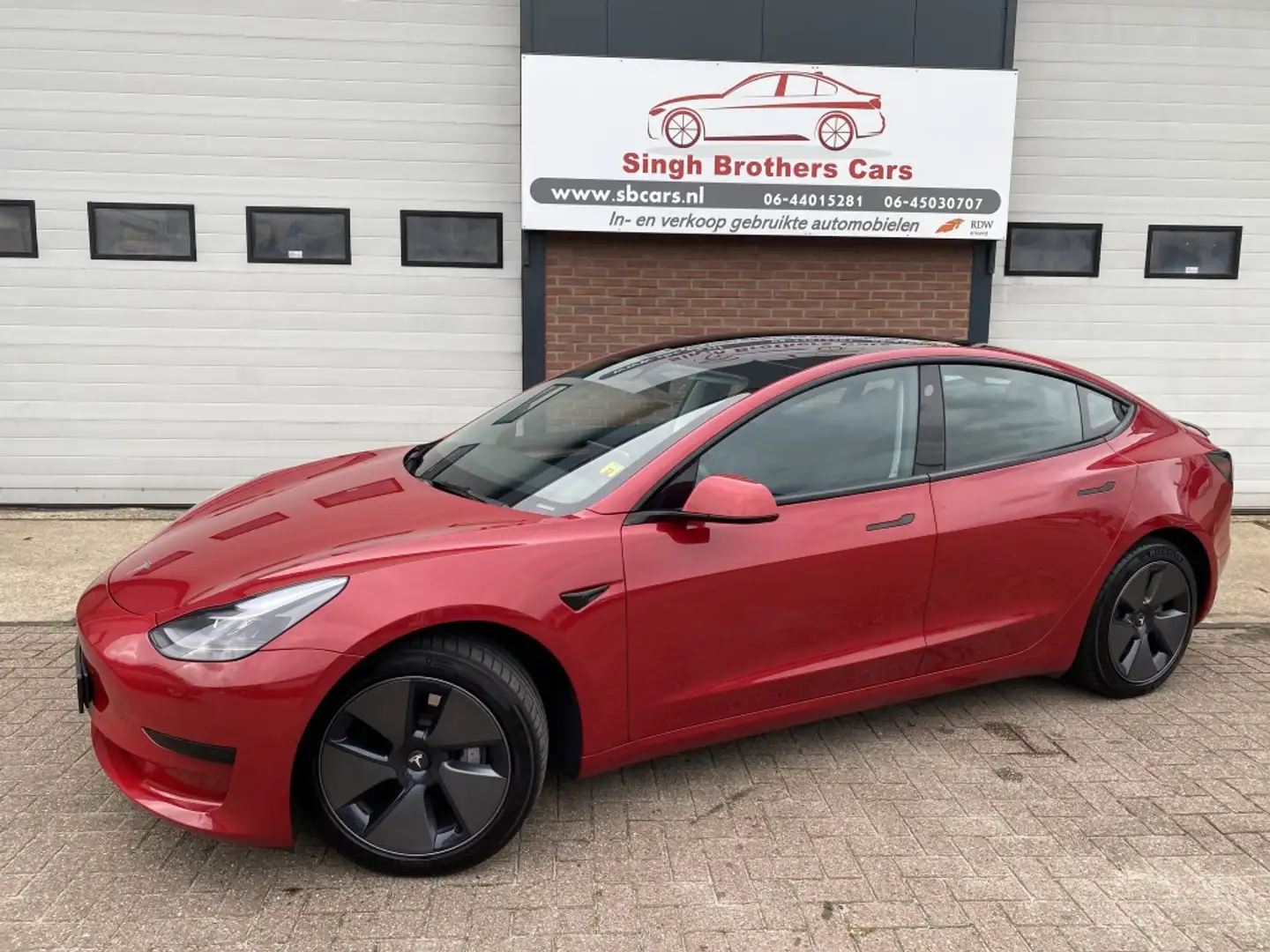 Tesla Model 3 Stnd+RWD 60kWh NAP GARANTIE TERKHAAK INRUIL MOG!!! Rood - 2