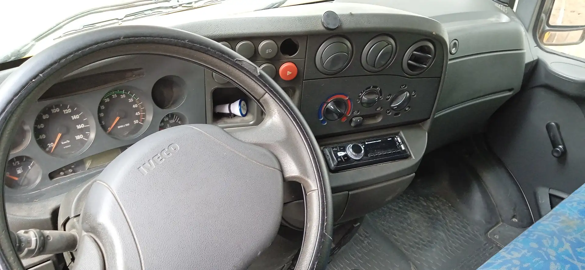 Iveco Daily Daily 35.10 Chasis Cabina RD Желтый - 1