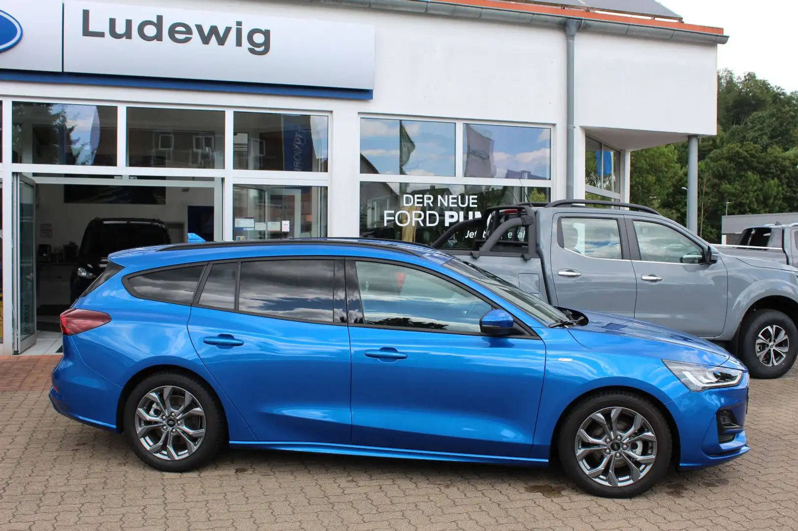 Ford Focus Turnier ST-Line X Automatik LED Bleu - 2
