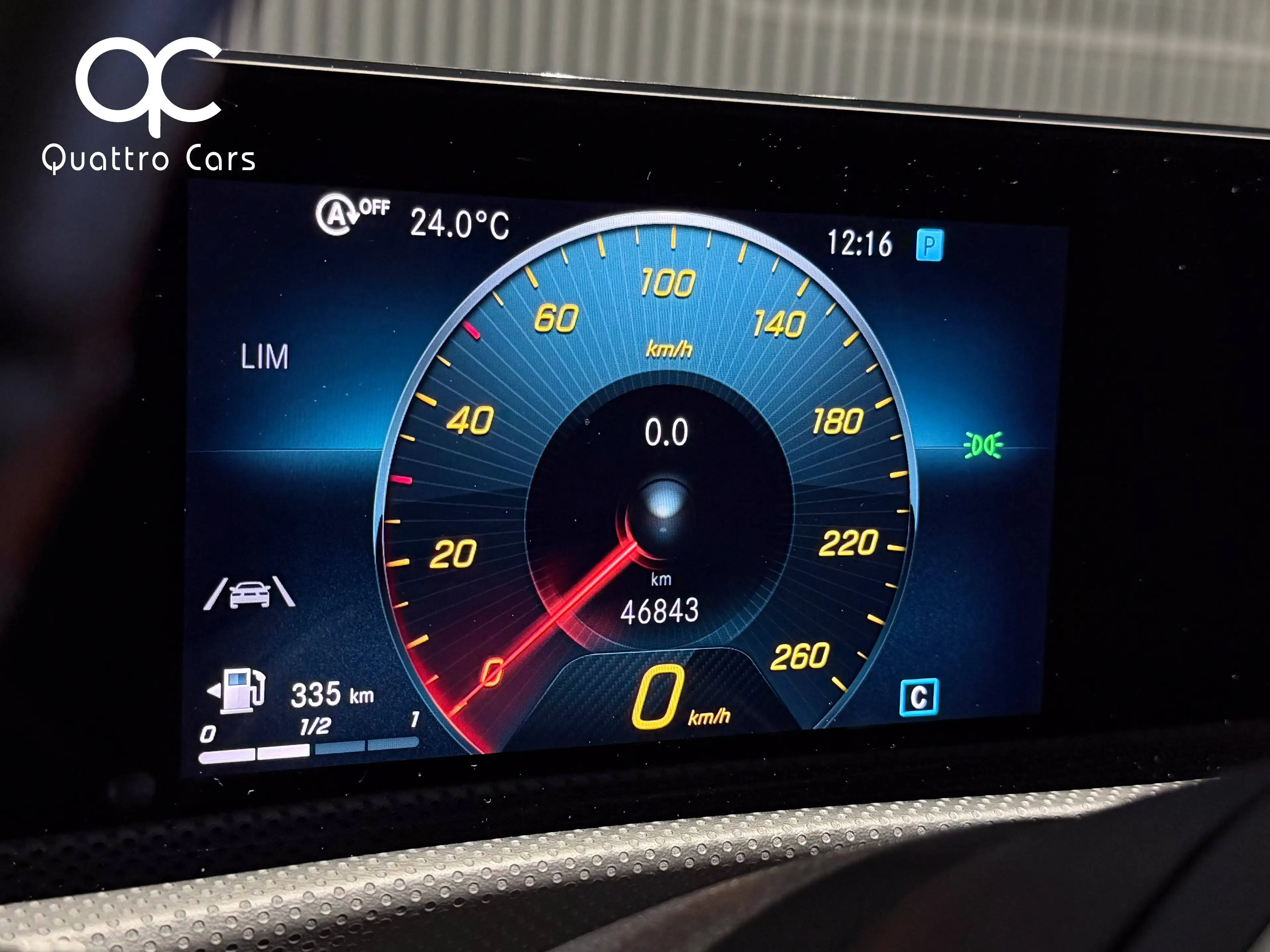 Mercedes-Benz CLA 180 Pack AMG / Pack night / 1ere Main / Super look — photo 21