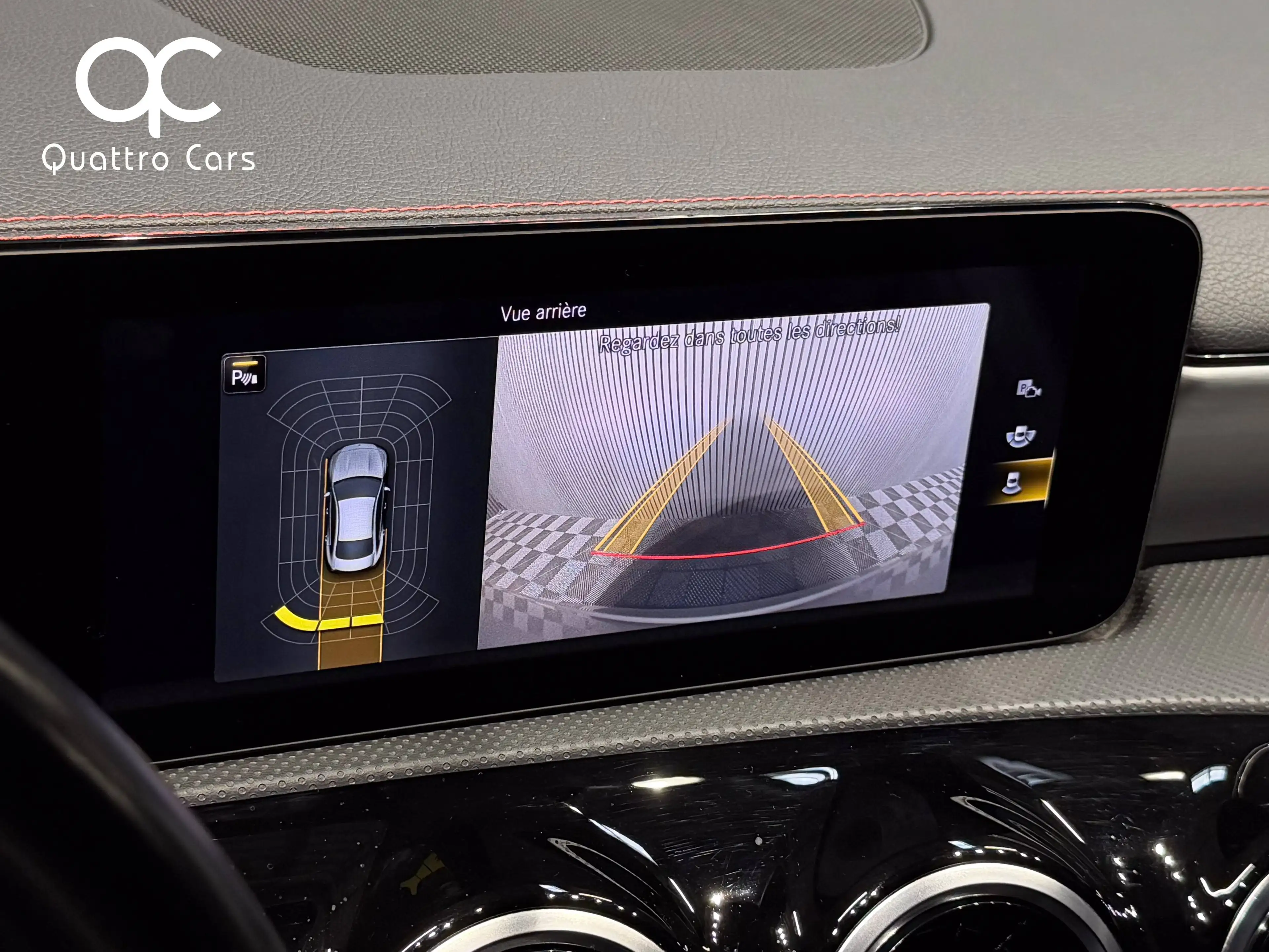 Mercedes-Benz CLA 180 Pack AMG / Pack night / 1ere Main / Super look — photo 12