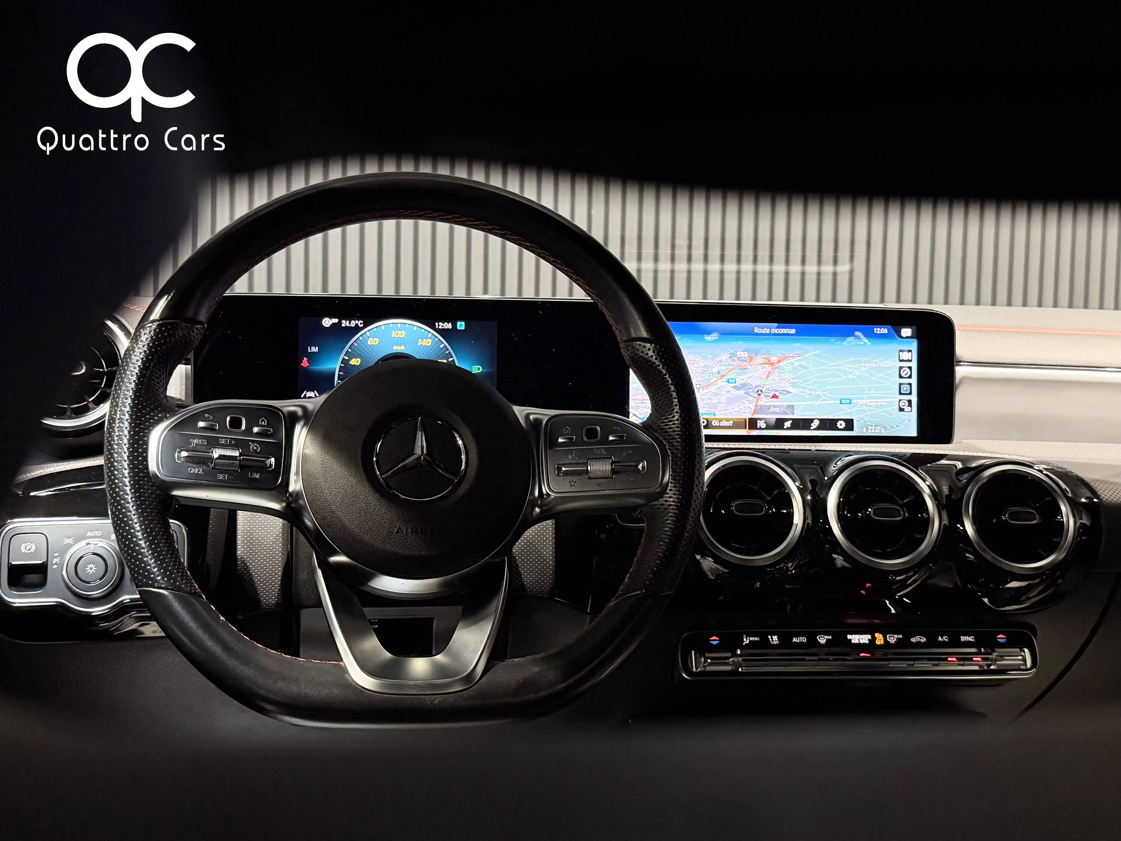 Mercedes-Benz CLA 180 Pack AMG / Pack night / 1ere Main / Super look — photo 9