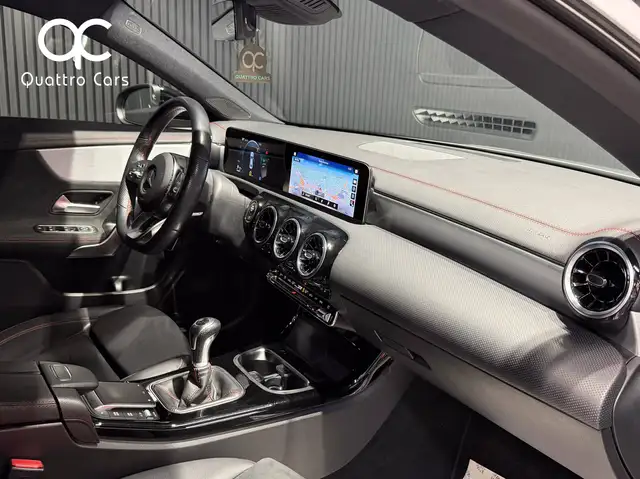 Mercedes-Benz CLA view 13