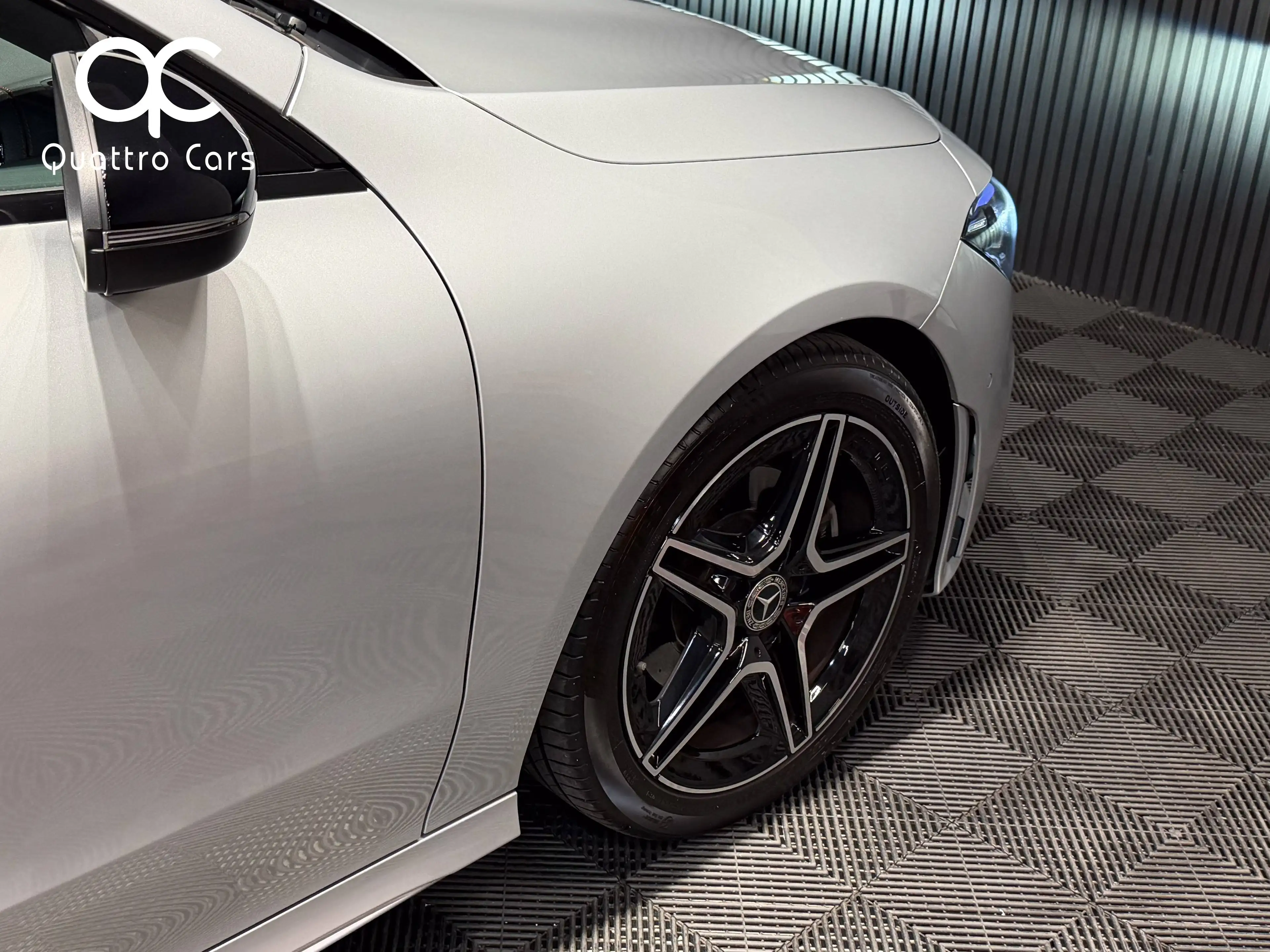Mercedes-Benz CLA 180 Pack AMG / Pack night / 1ere Main / Super look — photo 30