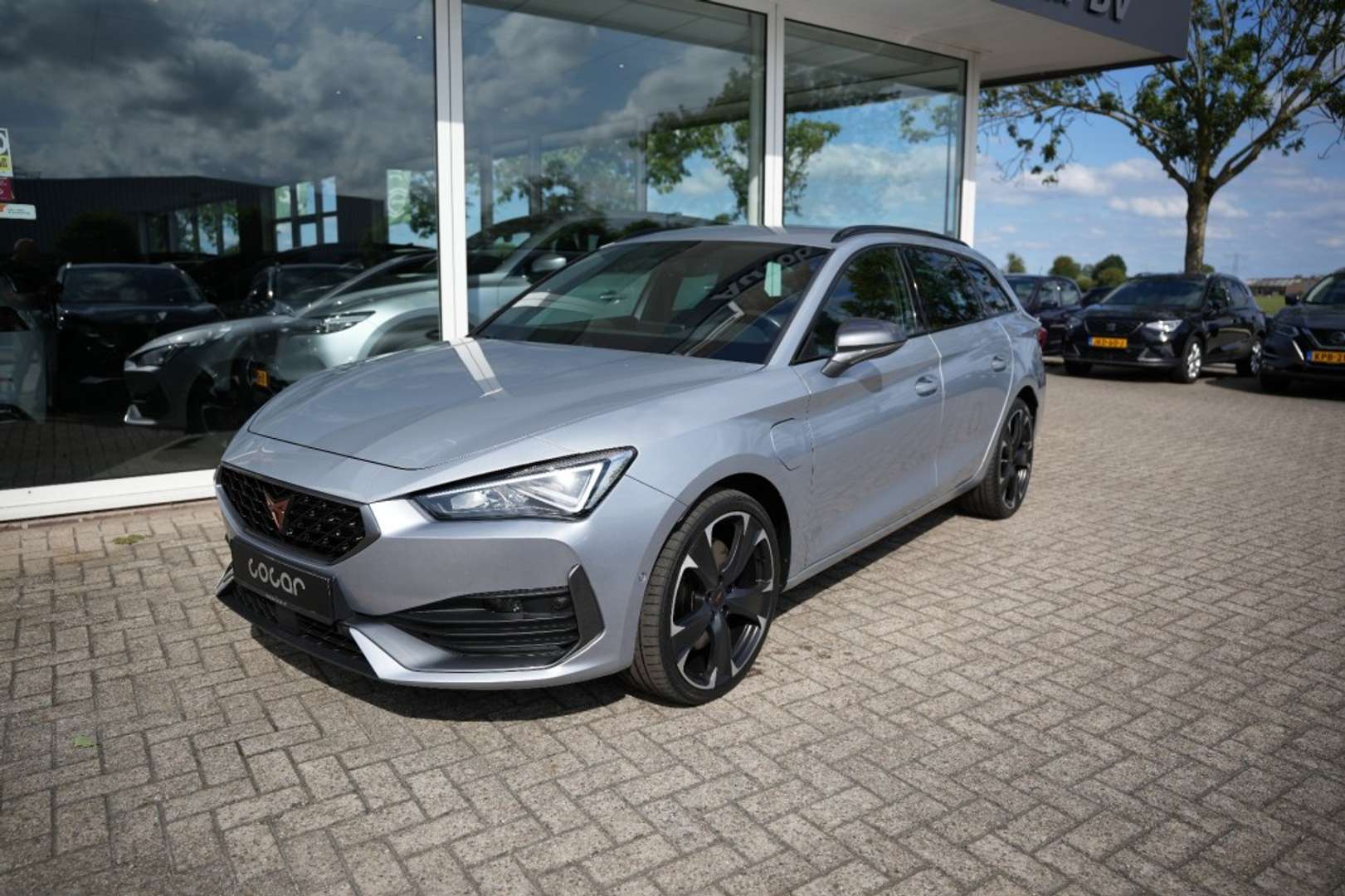 Cupra Leon nuo 393 €/ mėn Benzinas/Elektra 2021m. Kita Automatinė