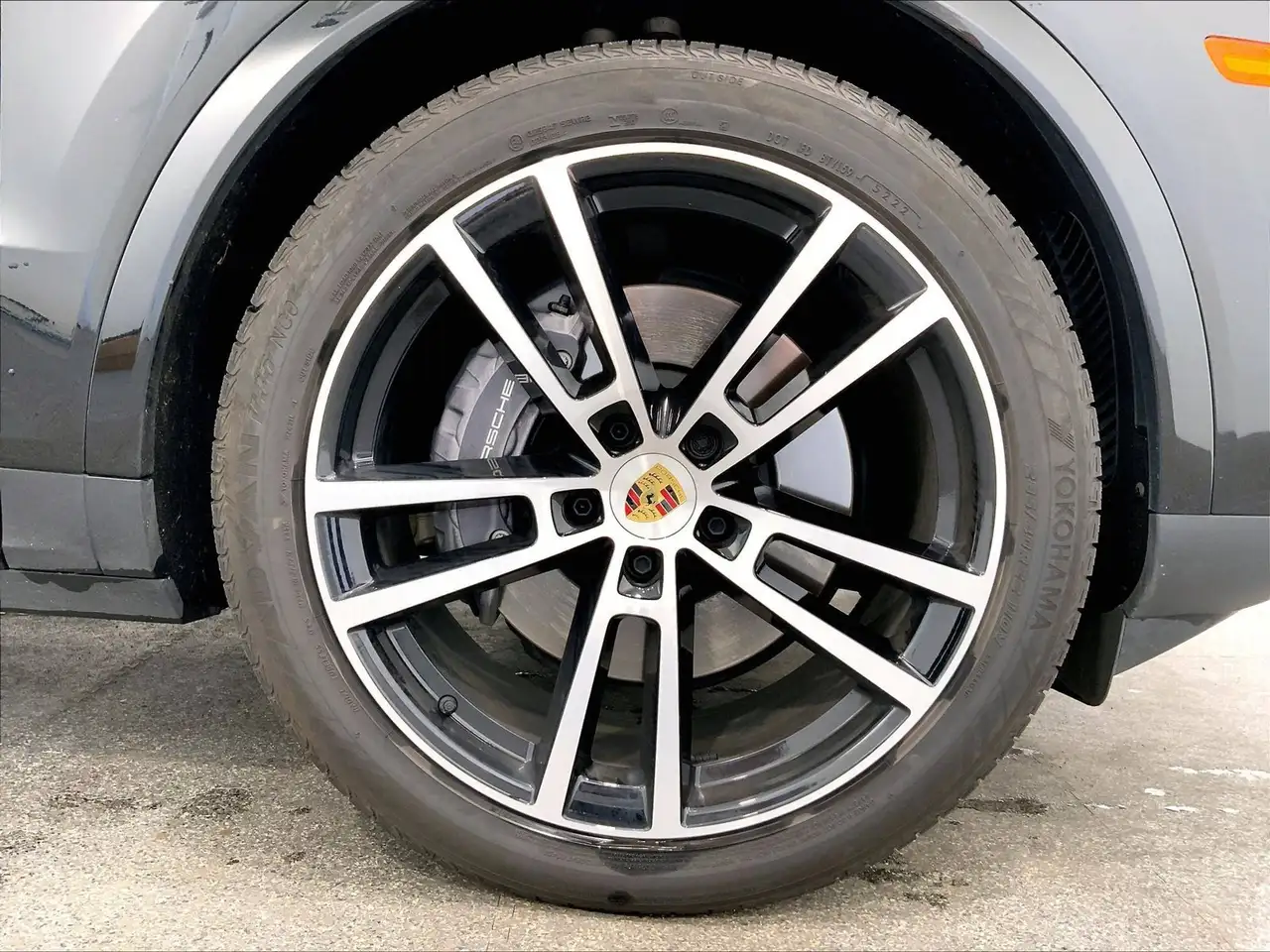 Porsche Cayenne снимка Porsche Cayenne