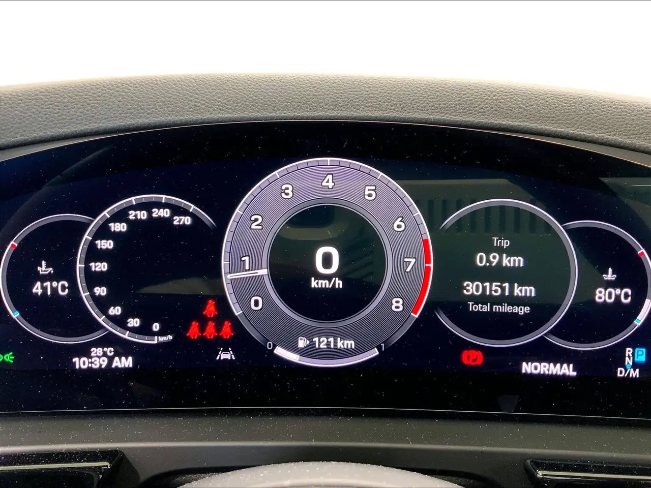 Porsche Cayenne снимка Porsche Cayenne