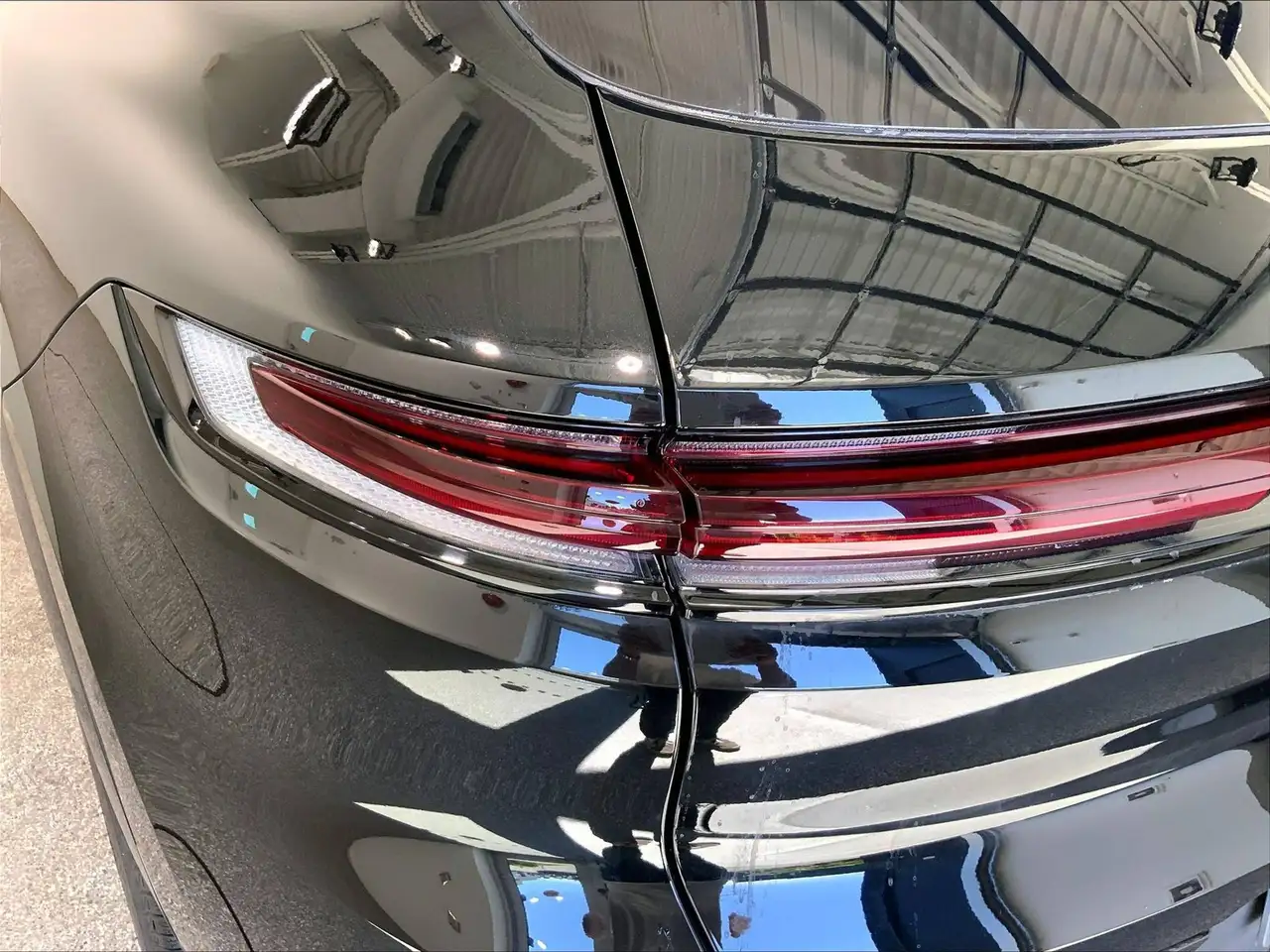 Porsche Cayenne снимка Porsche Cayenne