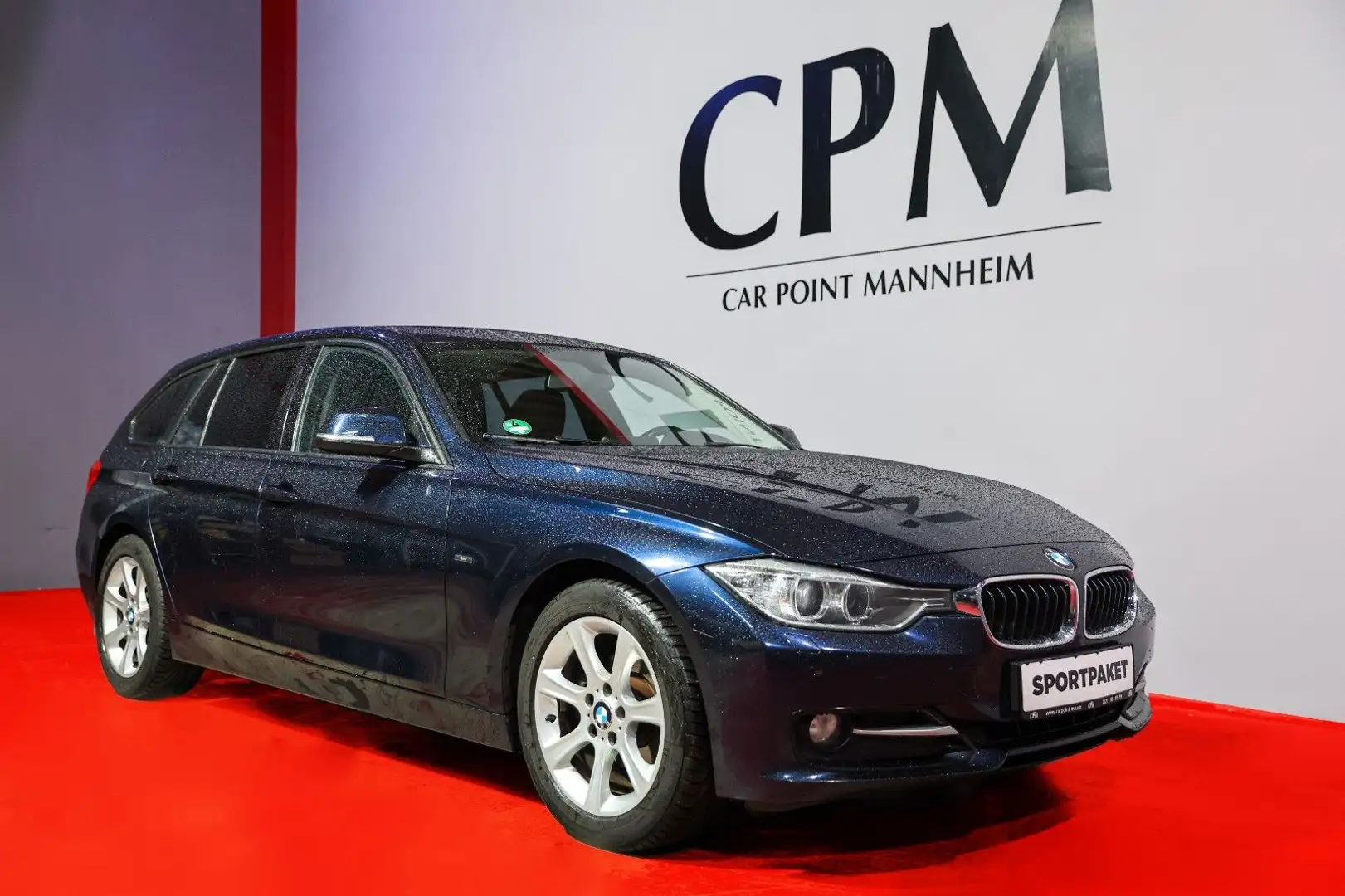 BMW 320 d TOURING *SPORT-PAKET*NAVI PANO BI-XENON SHZ Blauw - 1