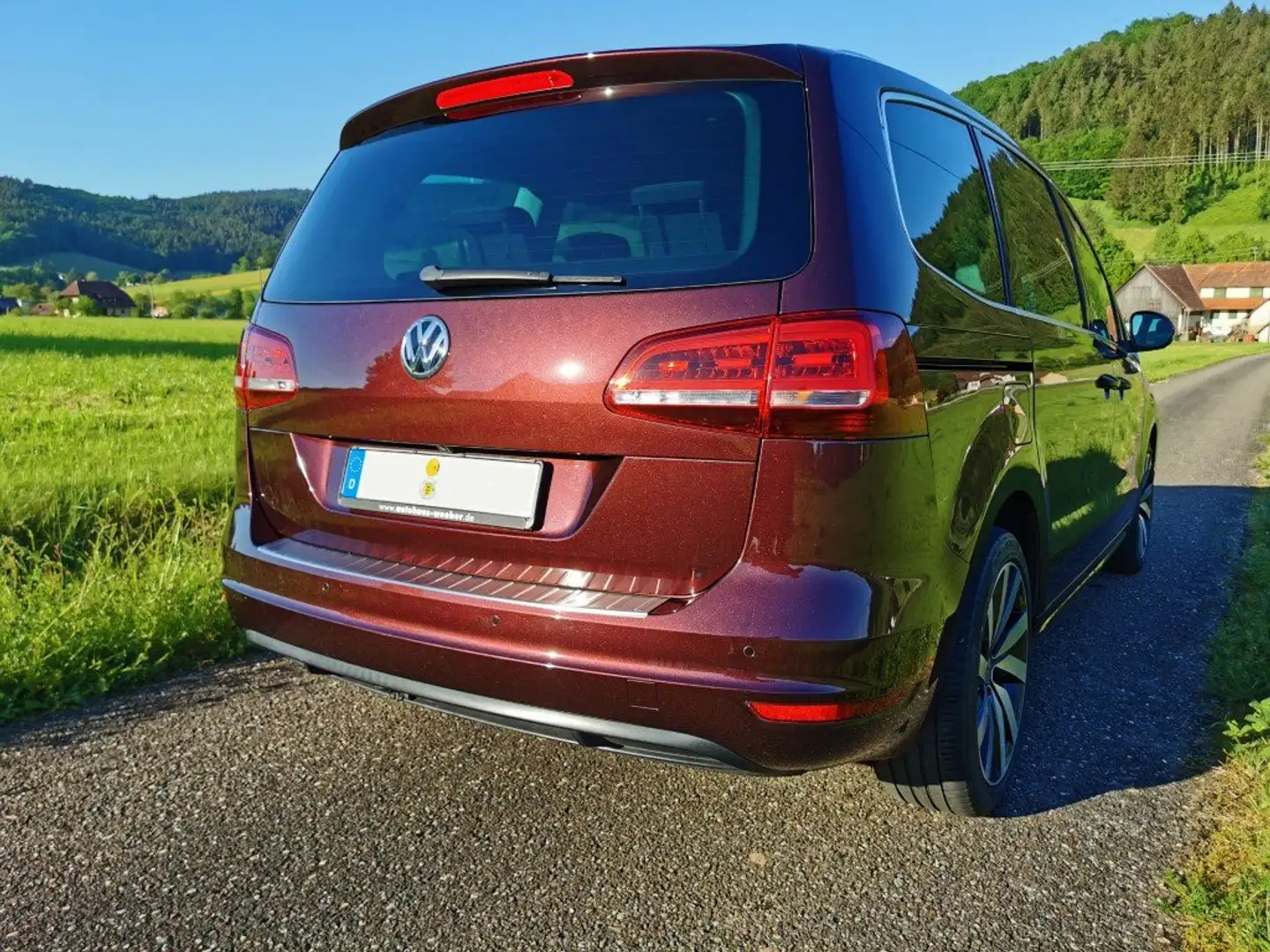 Volkswagen Sharan Sharan 2.0 TDI BlueMotion Technology Allstar Rood - 2