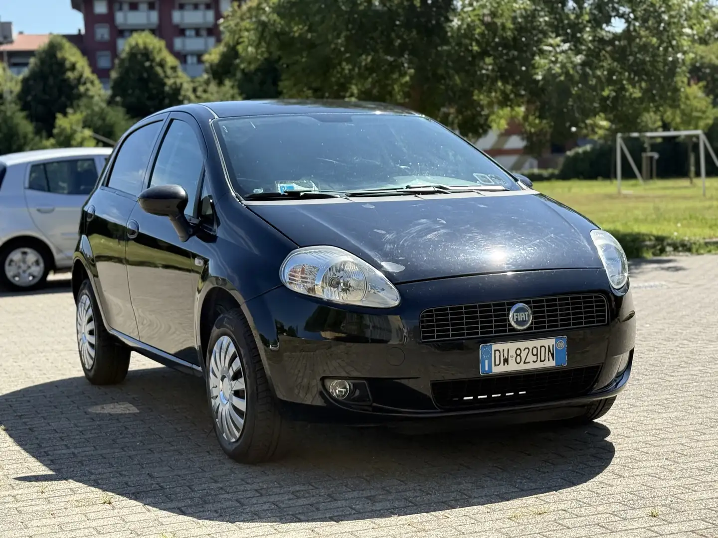 Fiat Grande Punto 5p 1.4 natural Dynamic 77cv Unico Proprietario E5 - 1