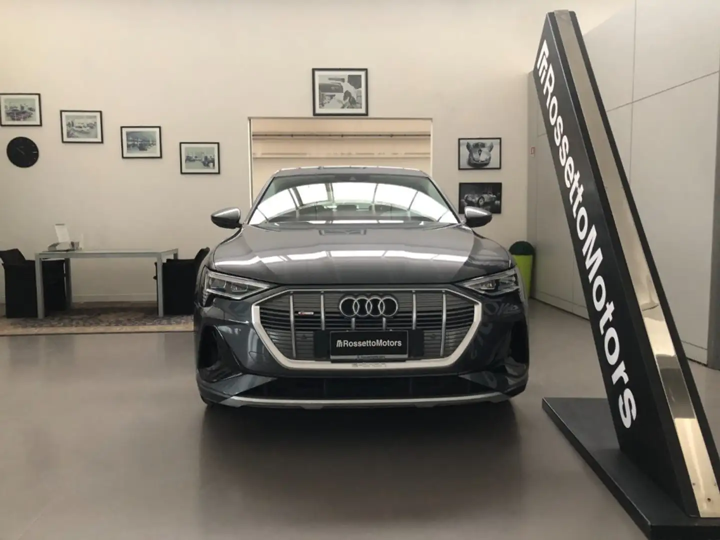 Audi Q8 e-tron SPORTBACK 50 quattro S line edition Gris - 2