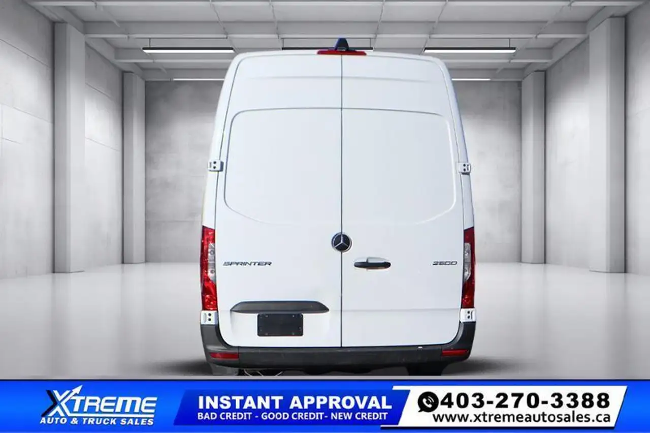 Mercedes-Benz Sprinter снимка Mercedes-Benz Sprinter