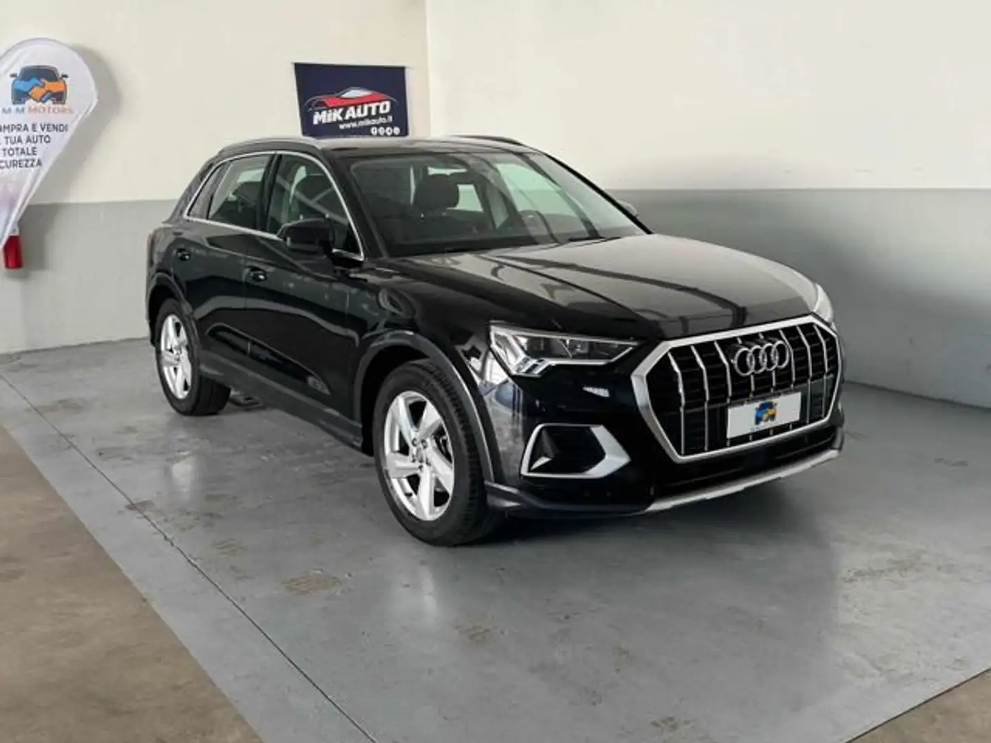 Audi Q3 35 TFSI Business Advanced Nero - 2