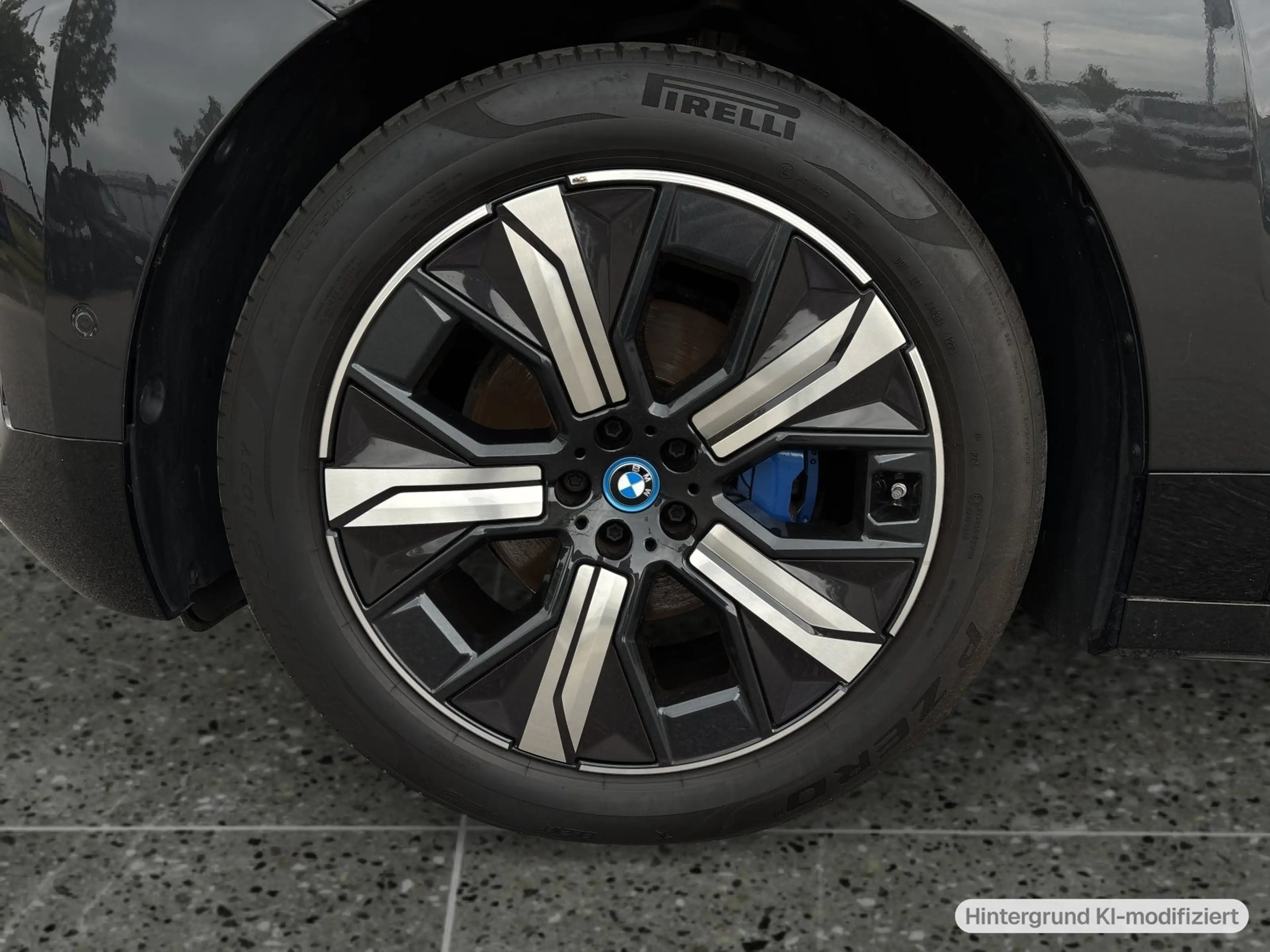 BMW iX xDrive40 Sportpaket Driving Assistant AHK — photo 5