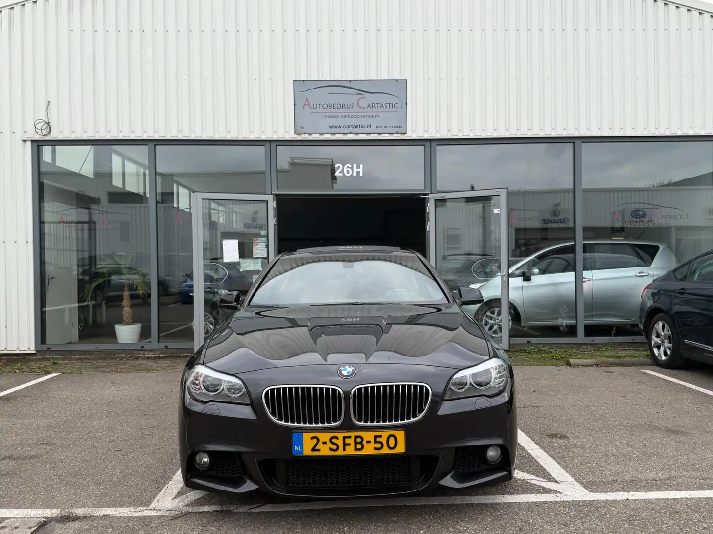 BMW 528 5-serie 528i ALCANTARA | SCHUIFDAK | M-SPORT | XEN Gris - 2