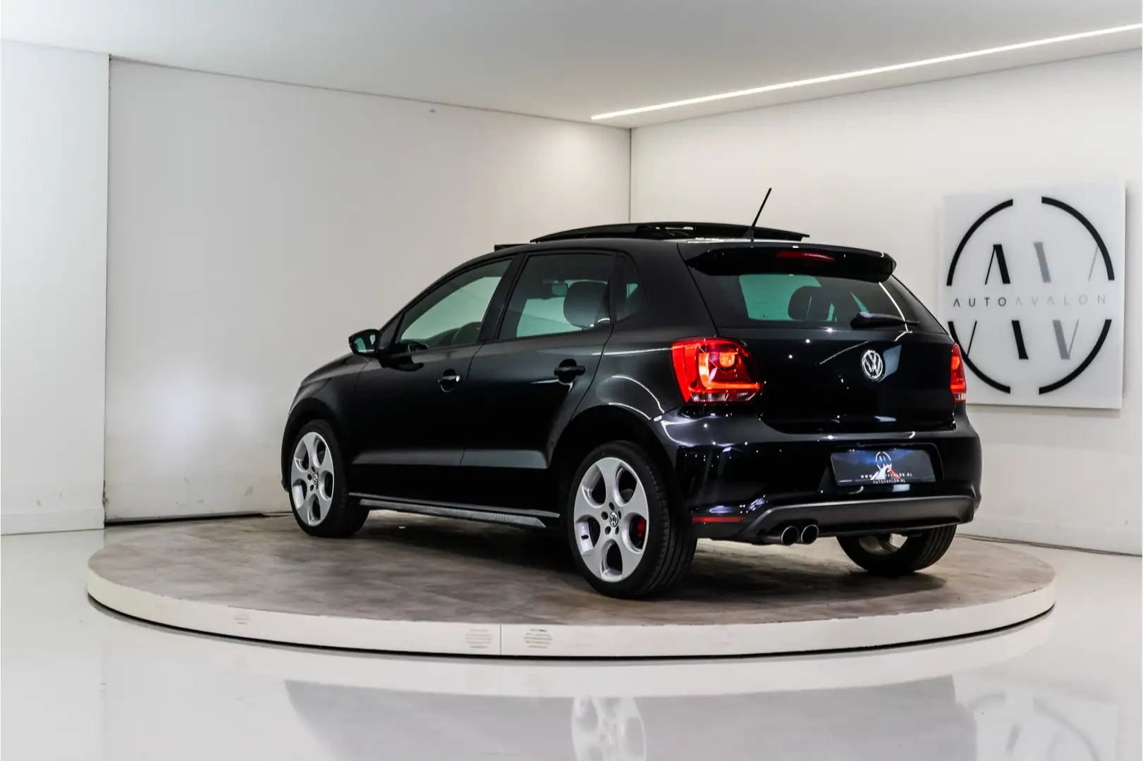 Volkswagen Polo GTI 1.4 TSI 180PK | NL AUTO+NAP | Pano | Carplay | LED Zwart - 2