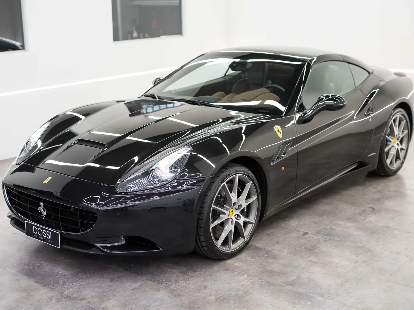 Ferrari California California 4.3 dct---FIRST PAINT--SERVICE BOOK- Black - 1