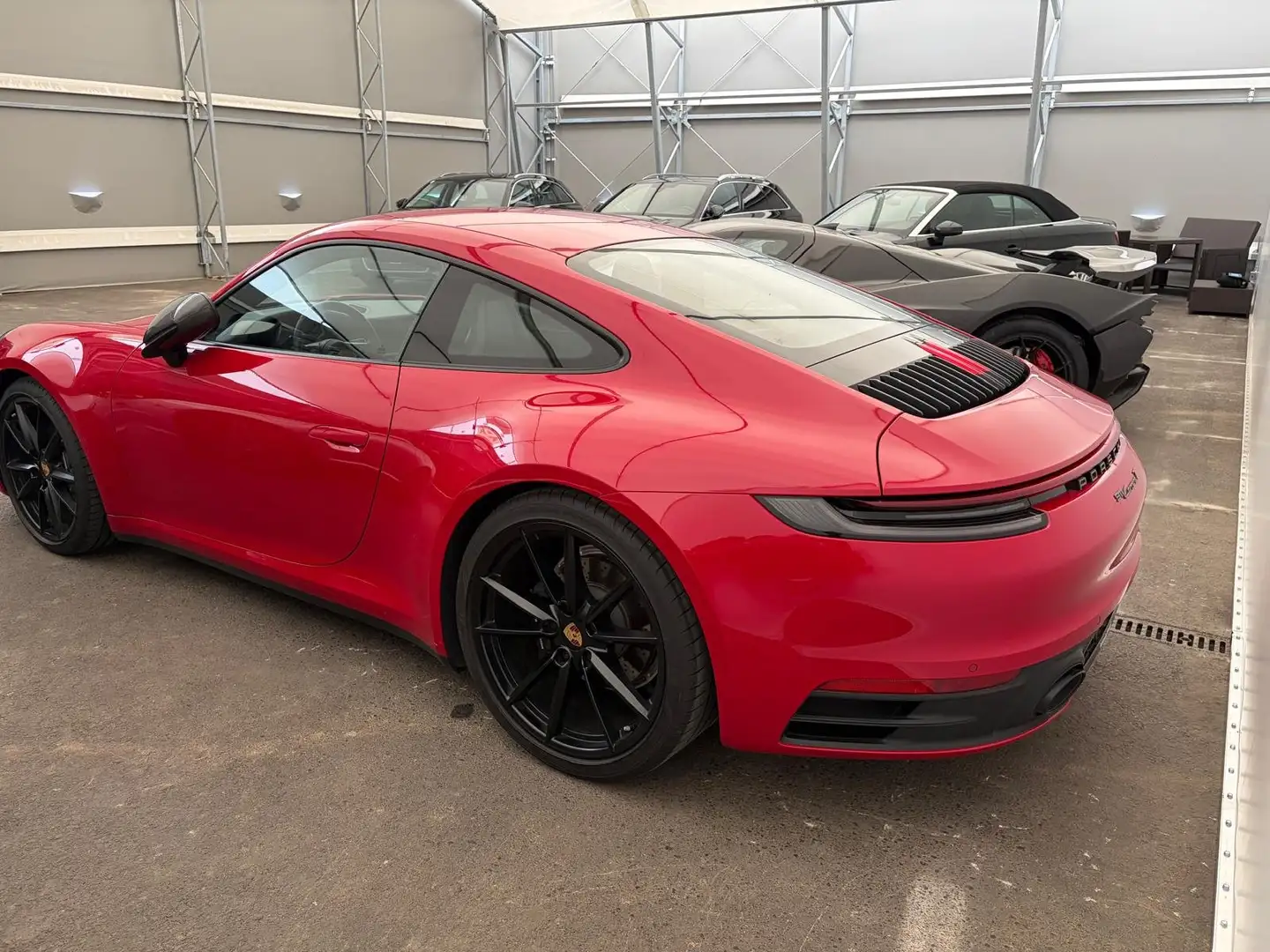 Porsche 992 Carrera T Rot - 2