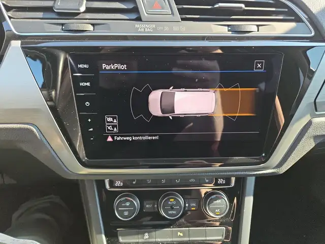 Volkswagen Touran view 18