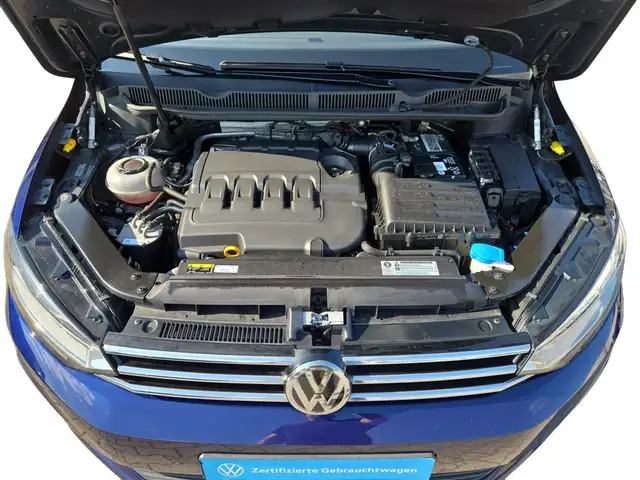 Volkswagen Touran view 12
