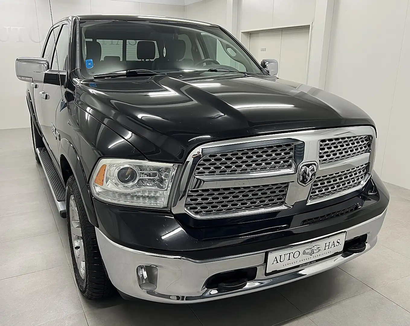 Dodge RAM Ram 1500 Laramie Quad Cab *Top Ausstattung* Schwarz - 1