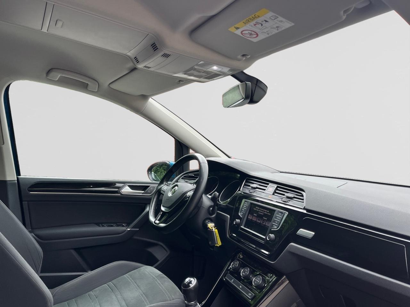 Volkswagen Touran 1.4 TSI Highline — photo 7