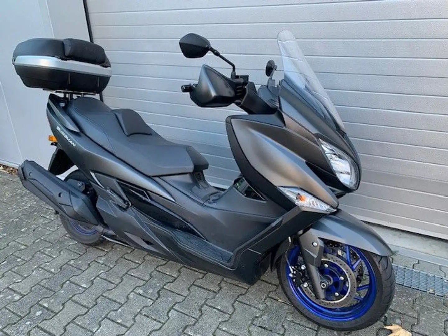 Suzuki AN400-Burgmann Noir - 2