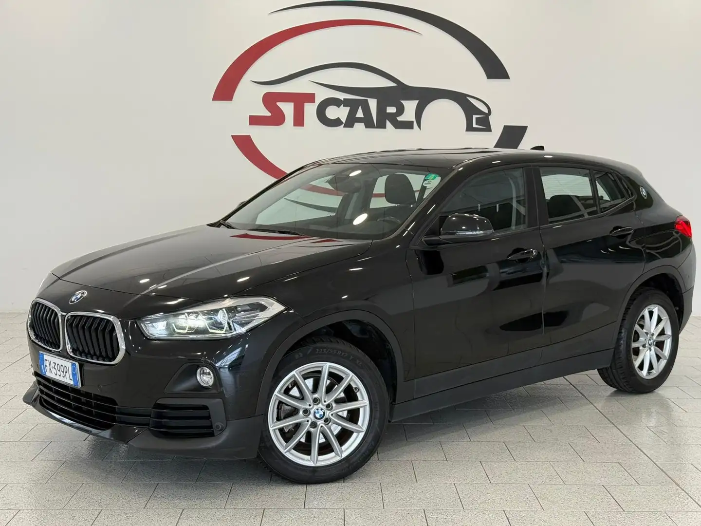 BMW X2 18d 150cv sDrive AUTOMATICA Zwart - 1