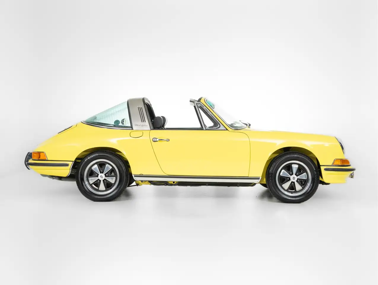 Porsche 911 S 2.4 Targa Ölklappe, foto 6