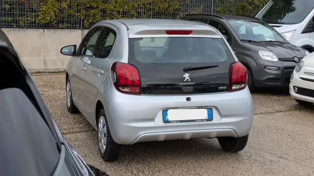 Peugeot 108 view 7